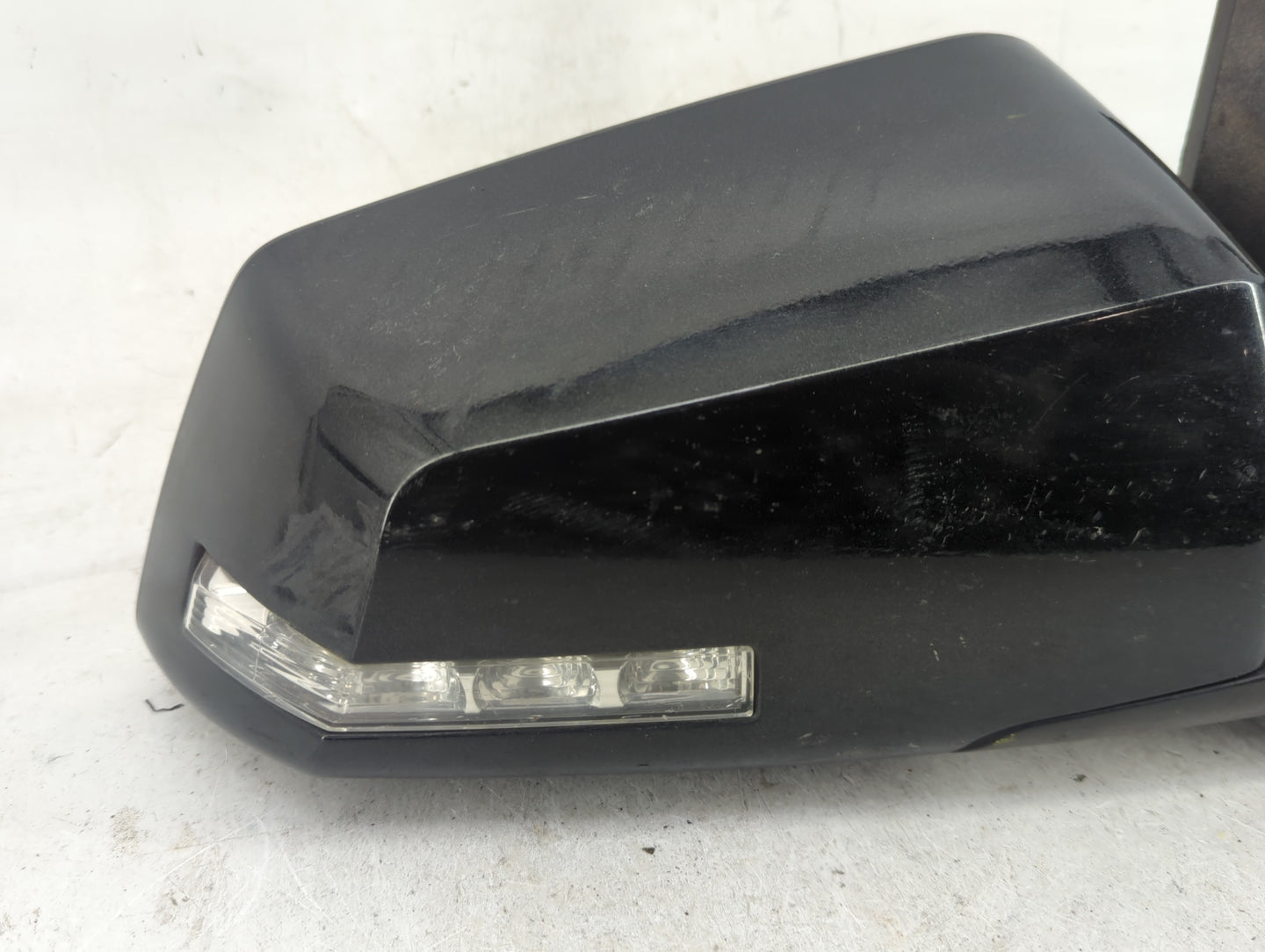2011 Chevrolet Traverse Passenger Side View Mirror - Right Door Mirror OEM Used - Oemusedautoparts1.com