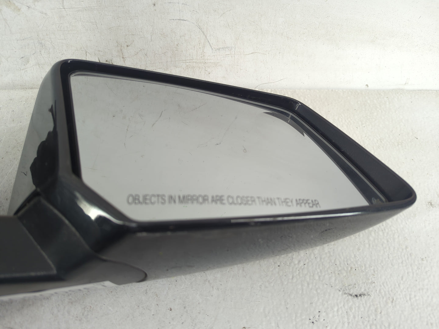 2011 Chevrolet Traverse Passenger Side View Mirror - Right Door Mirror OEM Used - Oemusedautoparts1.com
