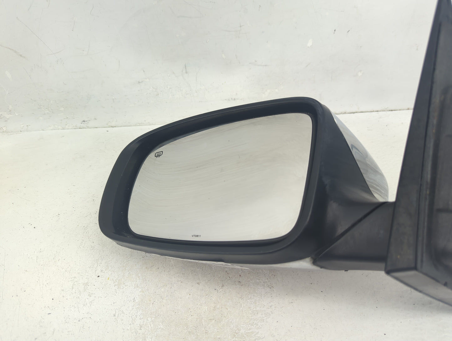 2015-2017 Chevrolet Traverse Driver Side View Mirror - Left Door Mirror OEM Used - Oemusedautoparts1.com