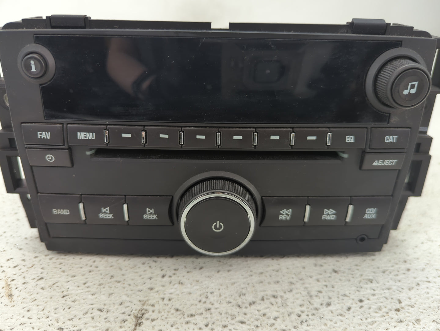 2011 Chevrolet Traverse Radio AM FM Cd Player Receiver Replacement P/N:20935116 Fits OEM Used Auto Parts - Oemusedautoparts1