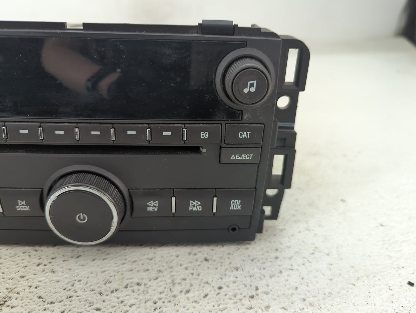 2011 Chevrolet Traverse Radio AM FM Cd Player Receiver Replacement P/N:20935116 Fits OEM Used Auto Parts - Oemusedautoparts1