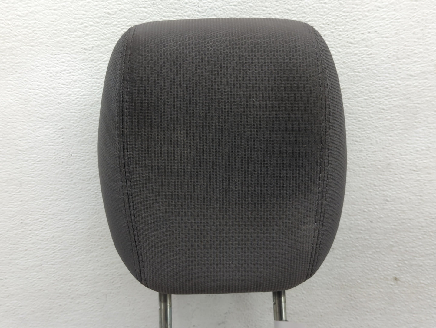 2011 Chevrolet Traverse Headrest Head Rest Front Driver Passenger Seat Fits OEM Used Auto Parts - Oemusedautoparts1.com