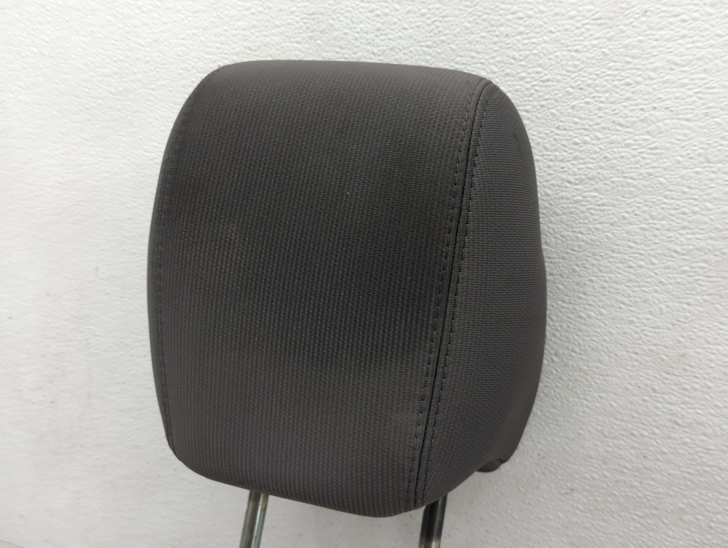 2011 Chevrolet Traverse Headrest Head Rest Front Driver Passenger Seat Fits OEM Used Auto Parts - Oemusedautoparts1.com