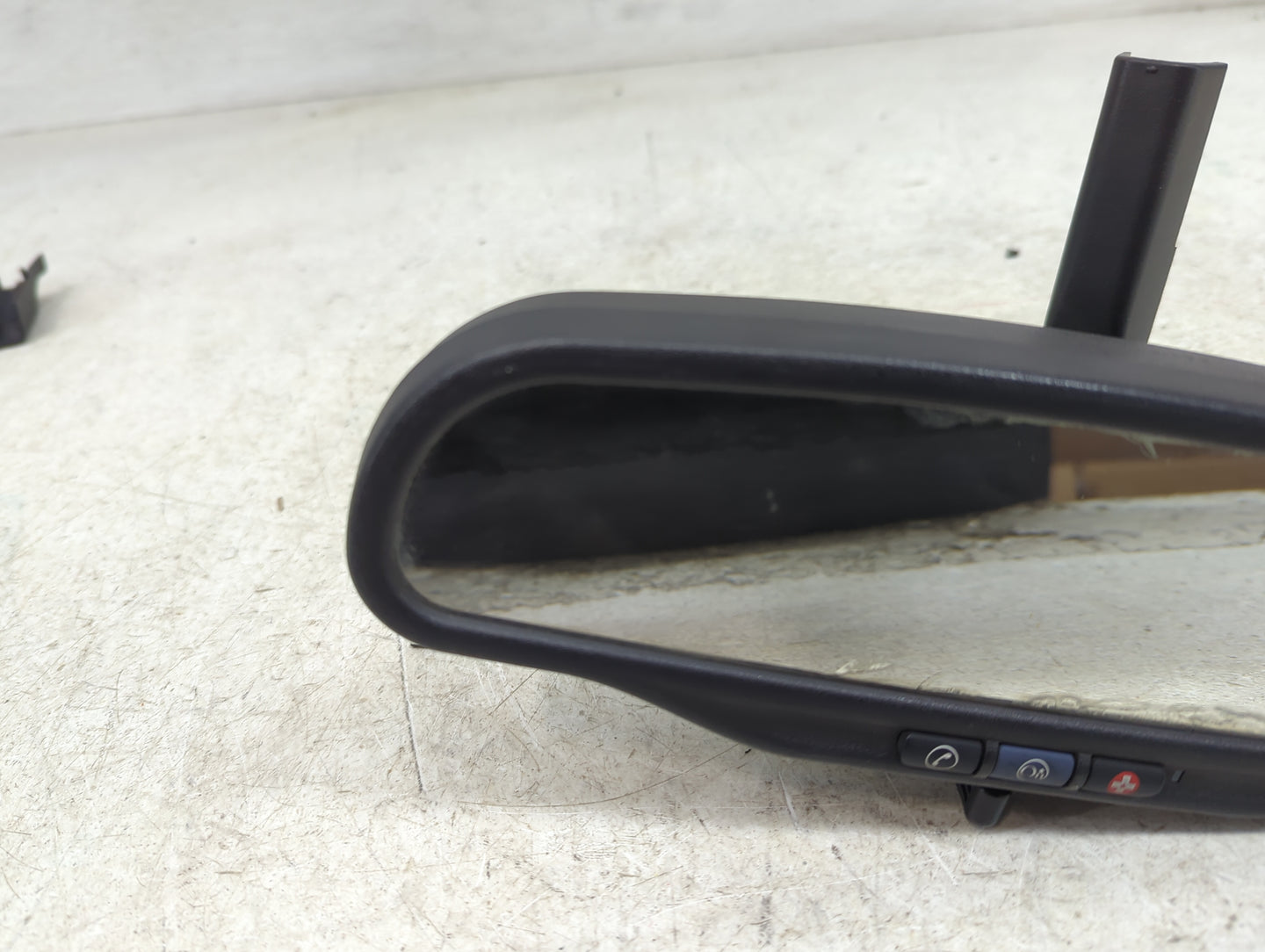 2017 Chevrolet Traverse Interior Rear View Mirror Replacement OEM P/N:MD-8834596596 015885 Fits OEM Used Auto Parts - Oemuse