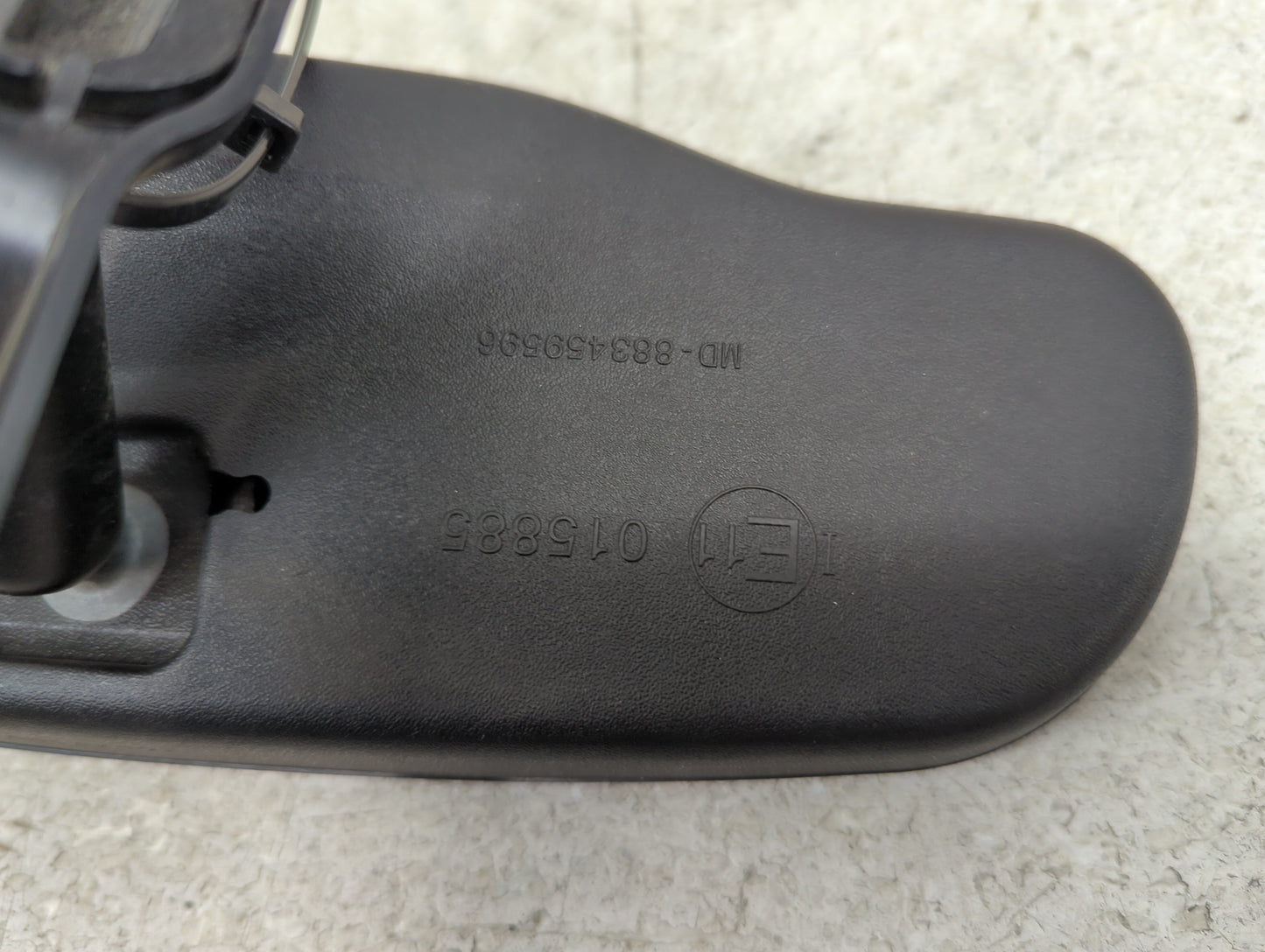 2017 Chevrolet Traverse Interior Rear View Mirror Replacement OEM P/N:MD-8834596596 015885 Fits OEM Used Auto Parts - Oemuse