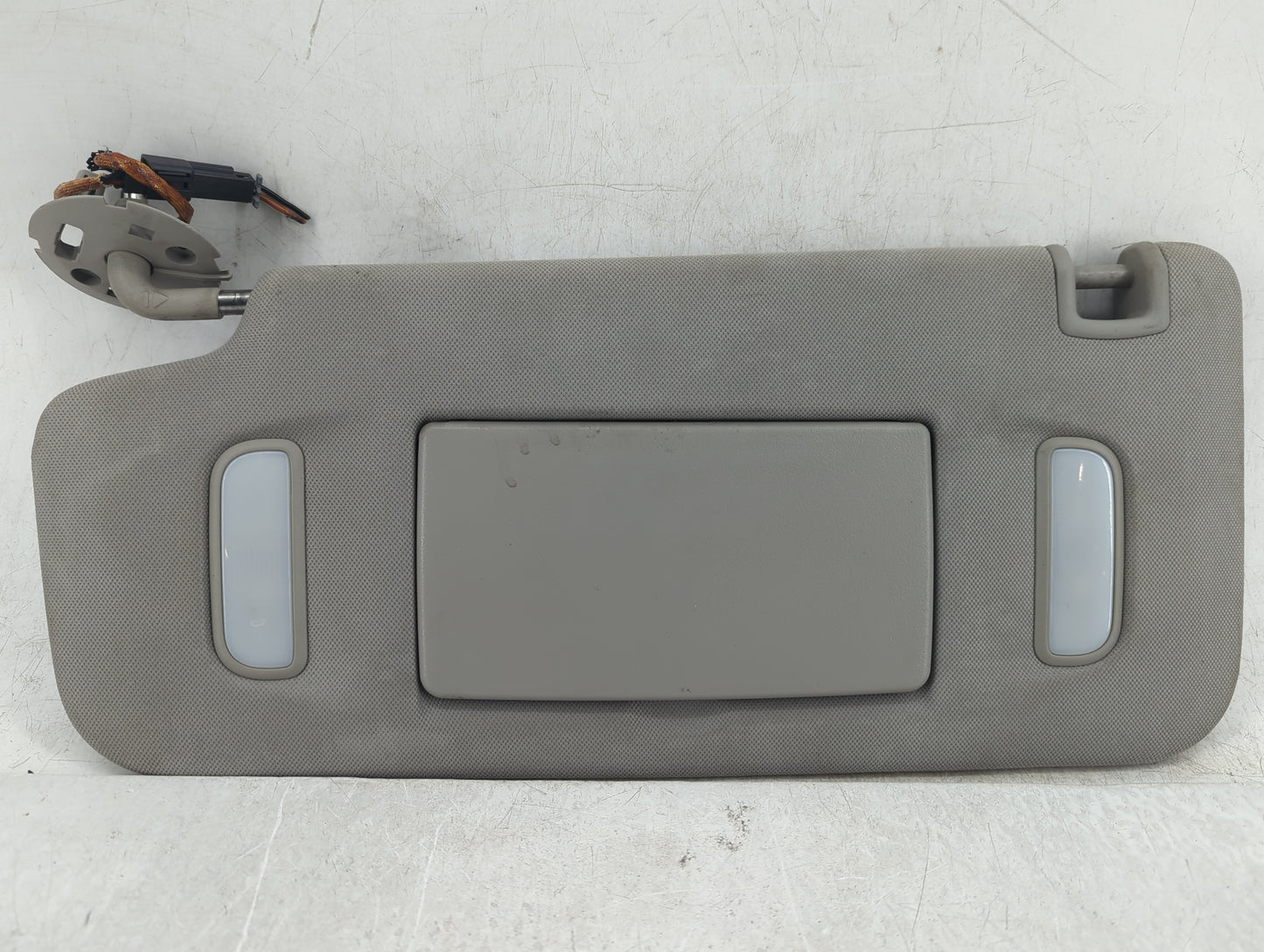 2011 Chevrolet Traverse Sun Visor Shade Replacement Driver Left Mirror Fits OEM Used Auto Parts - Oemusedautoparts1.com