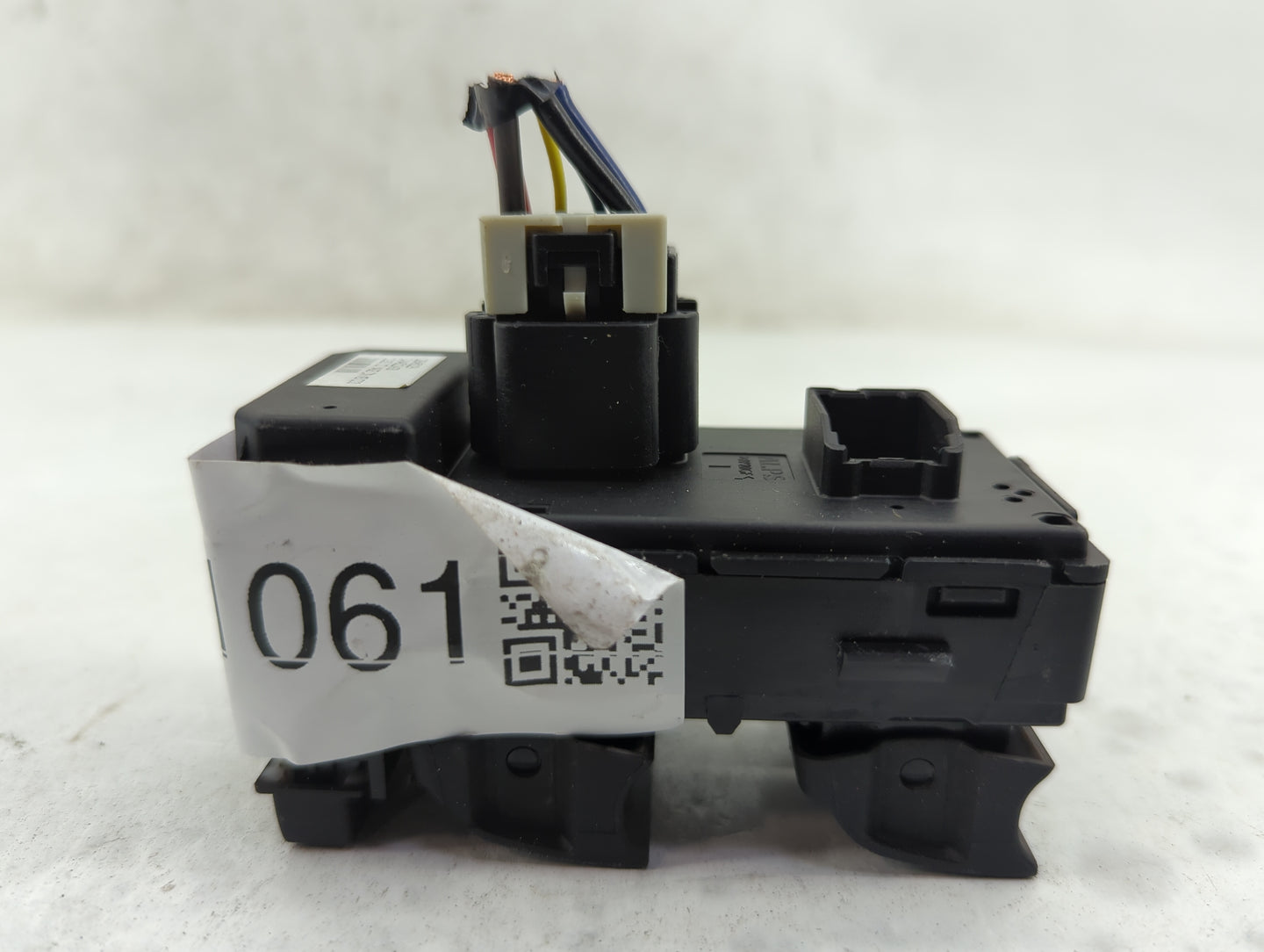 2009-2017 Chevrolet Traverse Master Power Window Switch Replacement Driver Side Left P/N:20945129 SANAD1243B Fits OEM Used A