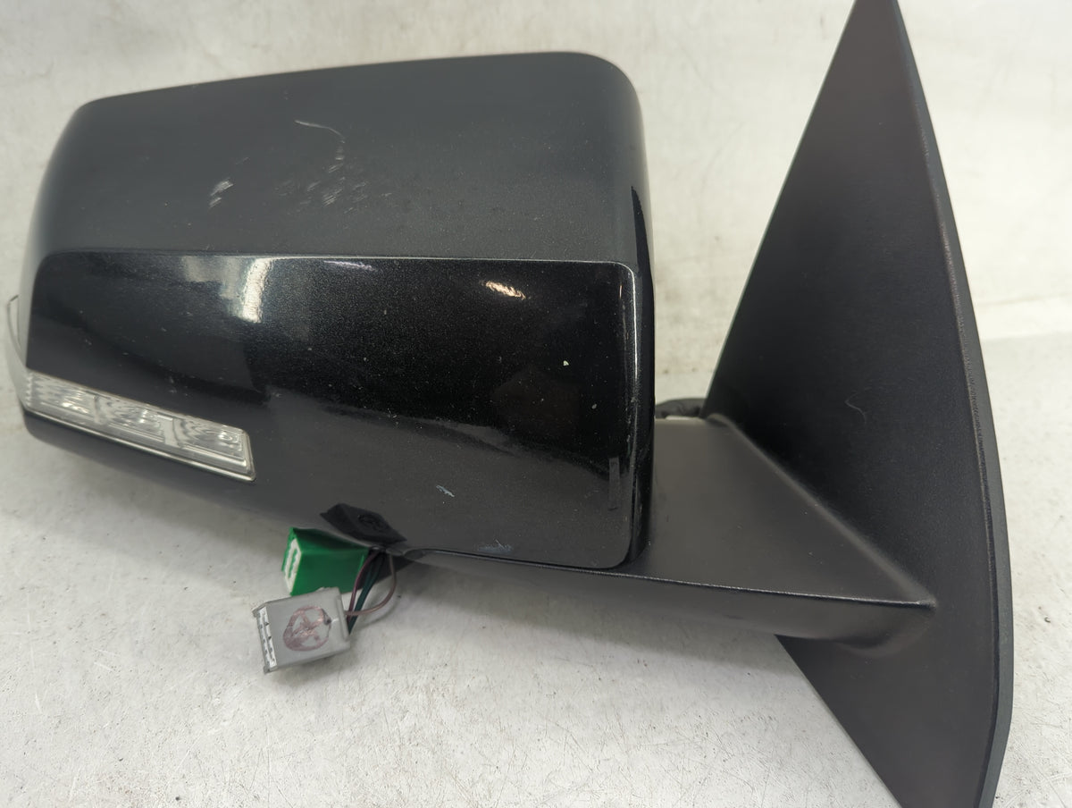 2011 Chevrolet Traverse Passenger Side View Mirror - Right Door Mirror OEM Used - Oemusedautoparts1.com