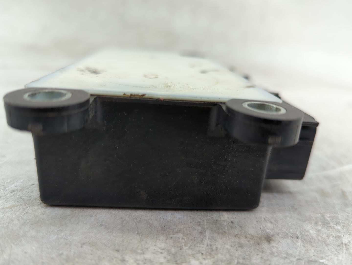 Chevrolet Traverse Safety Restraint Srs Airbag Control Module - Oemusedautoparts1.com