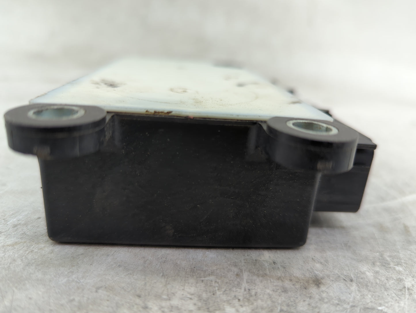 Chevrolet Traverse Safety Restraint Srs Airbag Control Module - Oemusedautoparts1.com