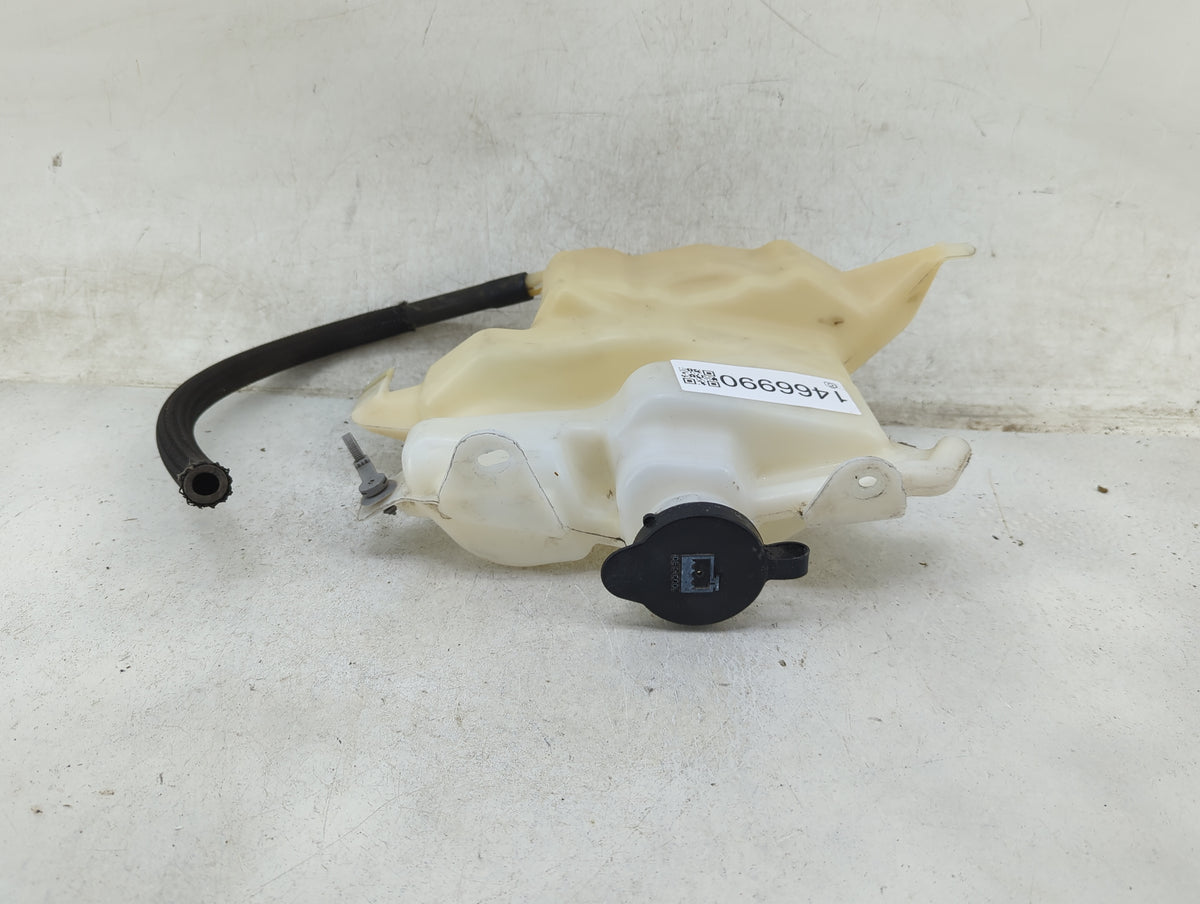 Chevrolet Traverse Radiator Coolant Overflow Expansion Tank Bottle 1466990 - Oemusedautoparts1.com