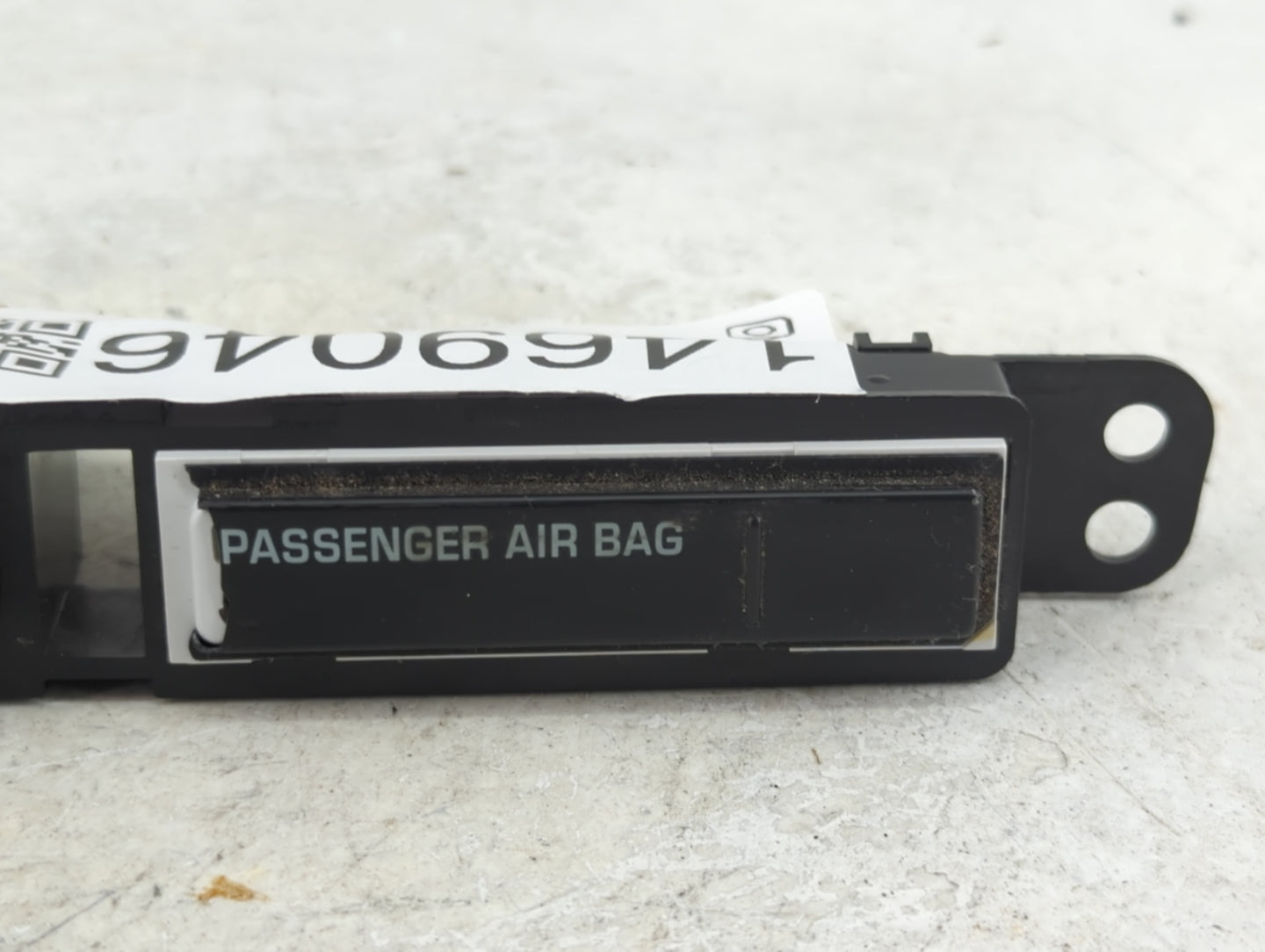 2011 Chevrolet Traverse Hazard Switch 9731a01460106 - Oemusedautoparts1.com