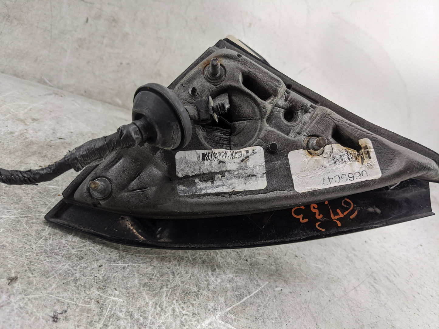 2011 Chevrolet Traverse Driver Side View Mirror - Left Door Mirror OEM Used - Oemusedautoparts1.com