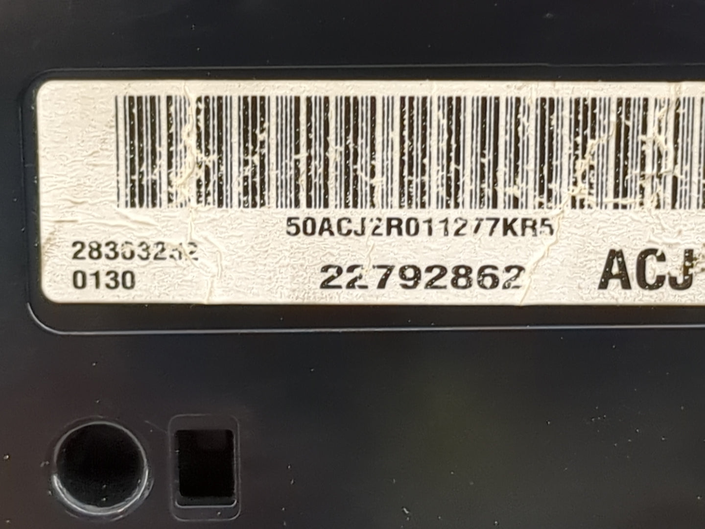 2011 Chevrolet Traverse Instrument Cluster Speedometer Gauges P/N:22792862 28303232, 50ACJ2R011277KR5 Miles: Fits OEM Used A