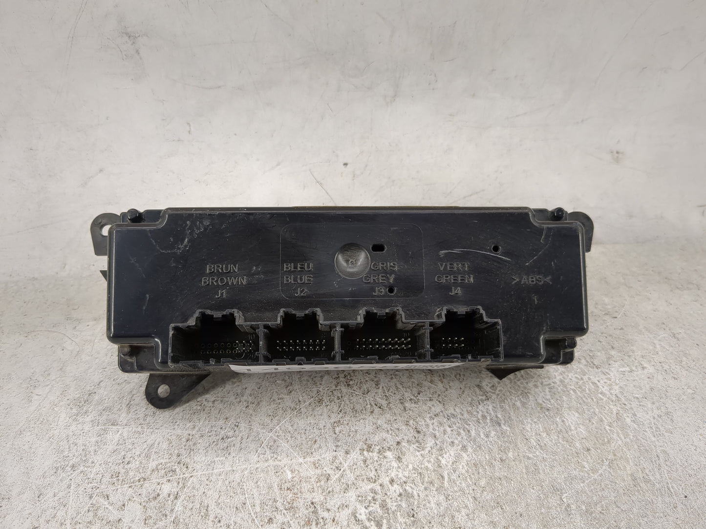 2011 Chevrolet Traverse Climate Control Module Temperature AC/Heater Replacement P/N:20917130 13176 Fits OEM Used Auto Parts
