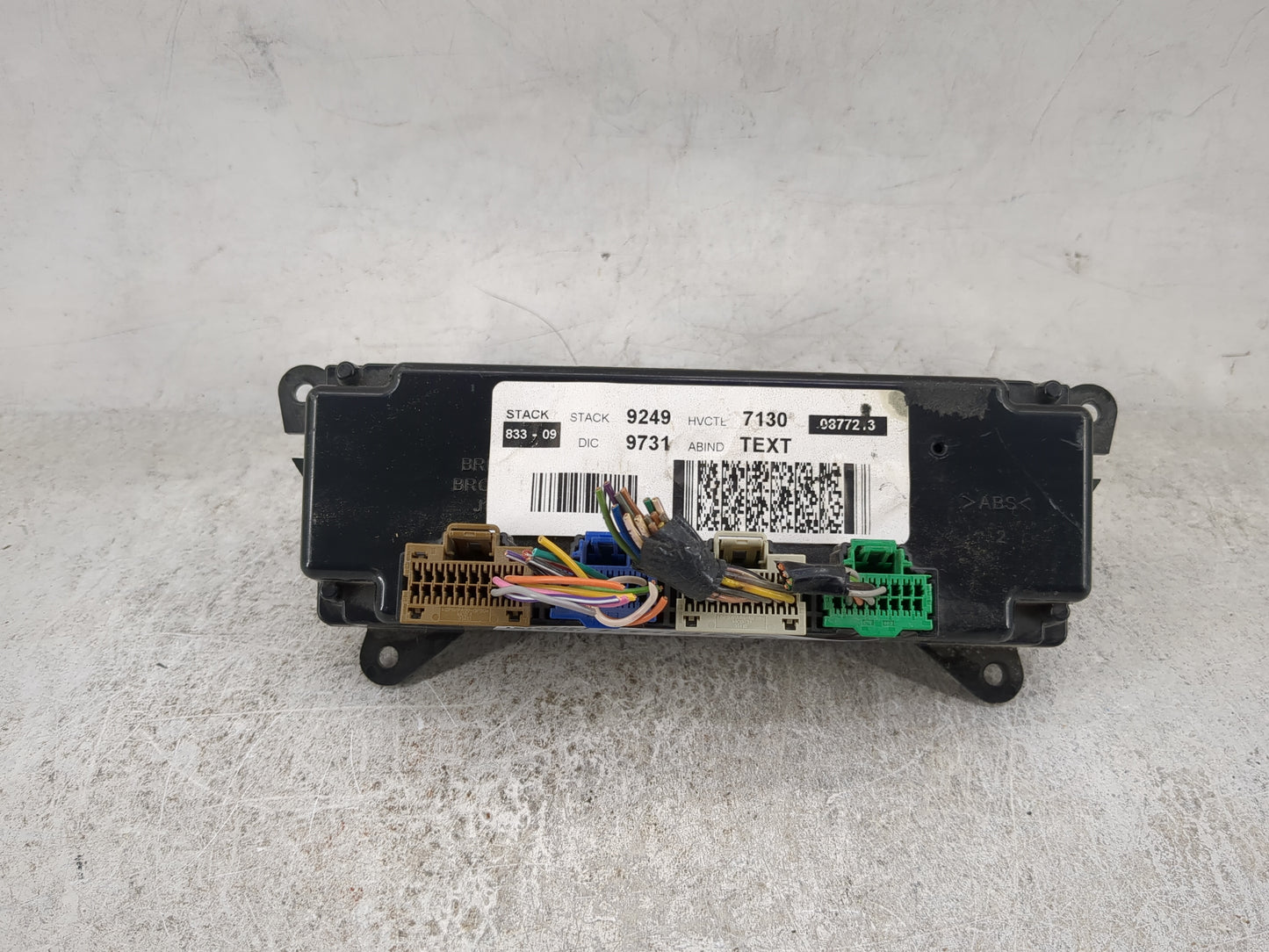 2011 Chevrolet Traverse Climate Control Module Temperature AC/Heater Replacement P/N:20917130 Fits OEM Used Auto Parts - Oem