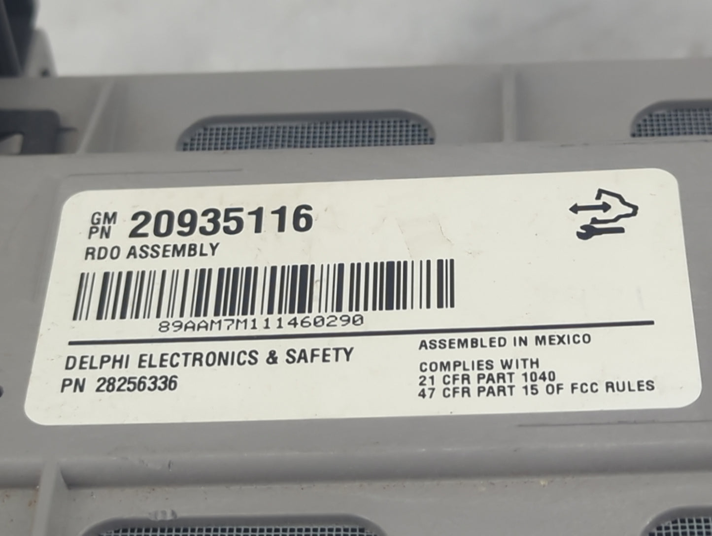 2011 Chevrolet Traverse Radio AM FM Cd Player Receiver Replacement P/N:20935116 28256336 Fits OEM Used Auto Parts - Oemuseda