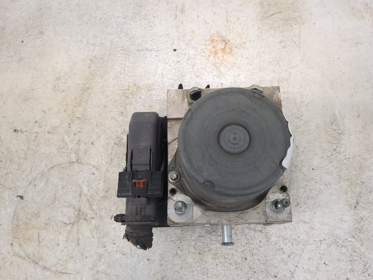 2011 Chevrolet Traverse Anti-Lock Brake ABS Pump Module Actuator OEM P/N:0265950879 0265235403, 25840311, 920315B1082E2087 F