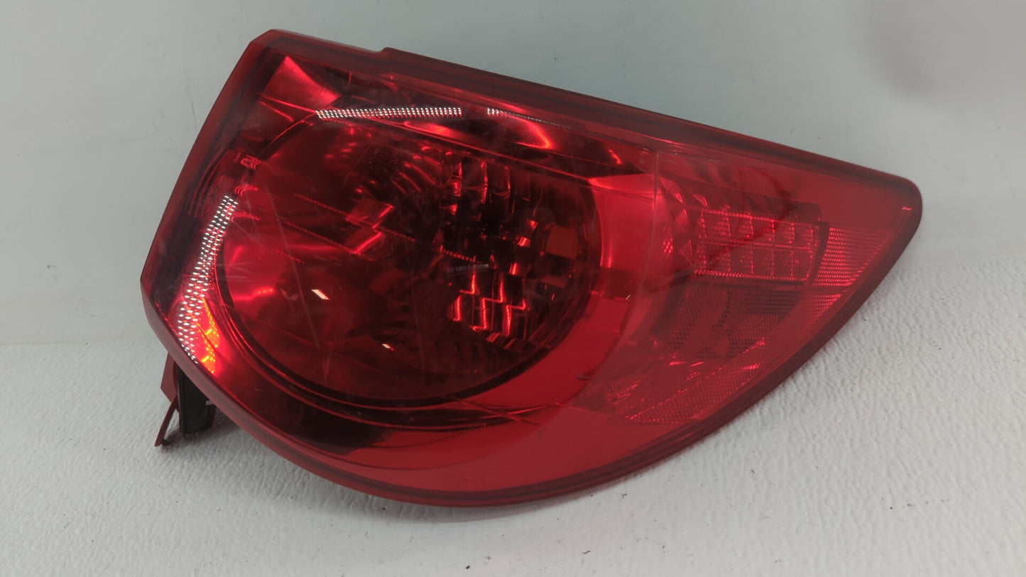 2009-2012 Chevrolet Traverse Tail Light Assembly Passenger Right OEM Fits Fits 2009 2010 2011 2012 OEM Used Auto Parts - Oem