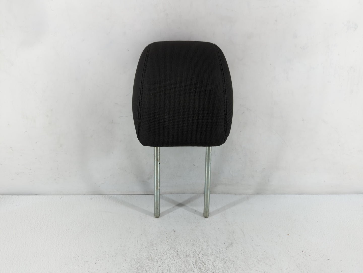 2010-2011 Chevrolet Traverse Headrest Head Rest Front Driver Passenger Seat Fits Fits 2010 2011 OEM Used Auto Parts - Oemuse