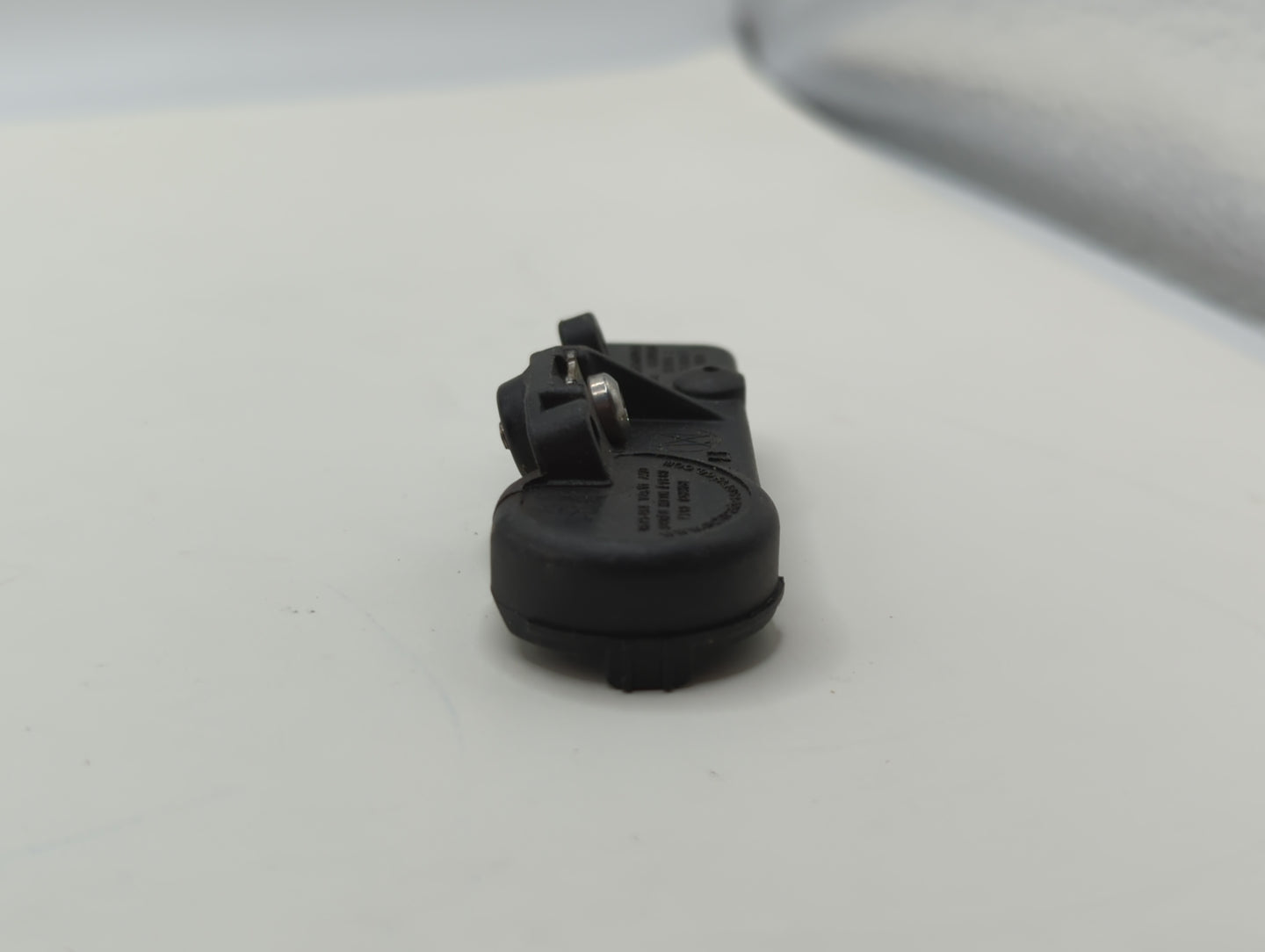 2011 Chevrolet Traverse Tire Pressure Monitoring System Sensor Tpms - Oemusedautoparts1.com