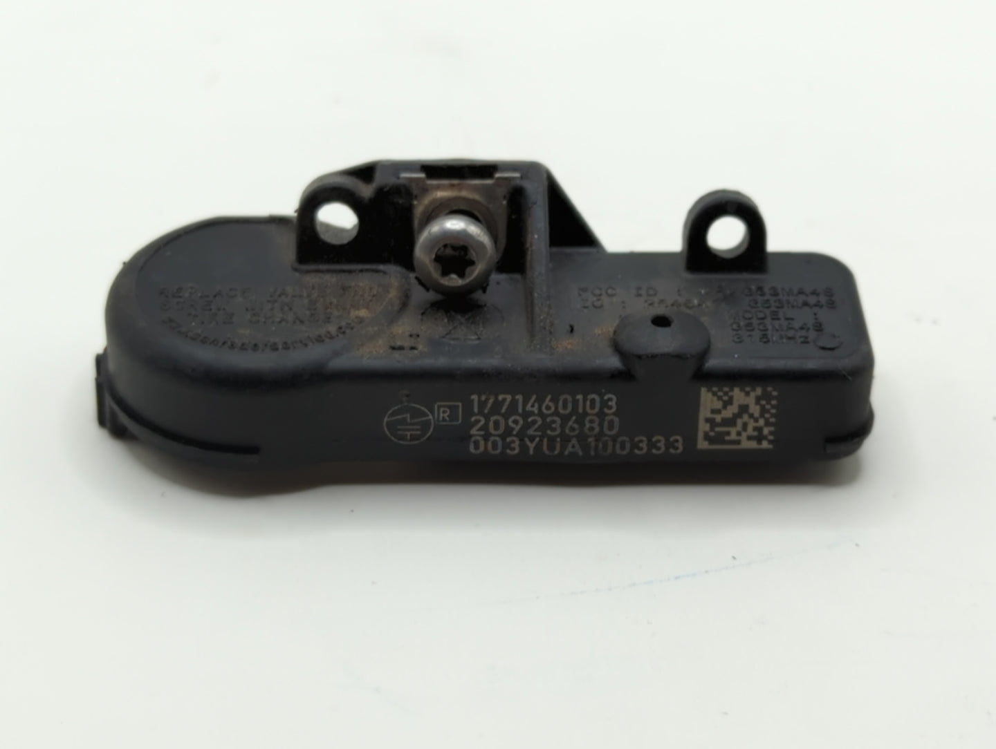 2011 Chevrolet Traverse Tire Pressure Monitoring System Sensor Tpms - Oemusedautoparts1.com