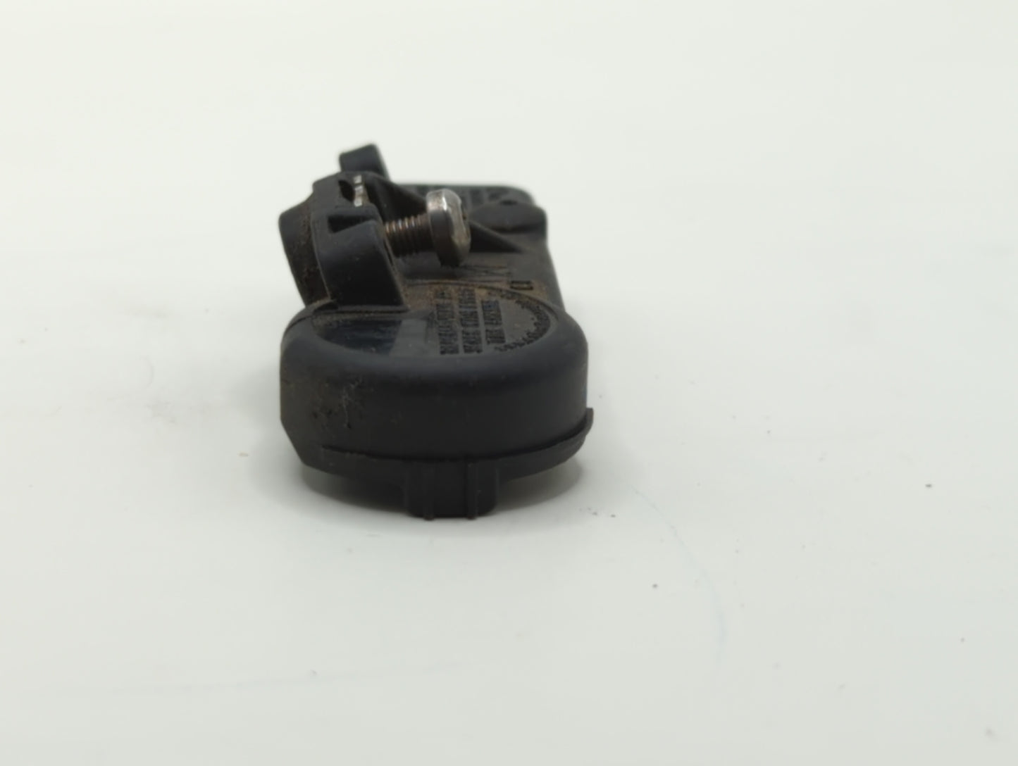 2011 Chevrolet Traverse Tire Pressure Monitoring System Sensor Tpms - Oemusedautoparts1.com