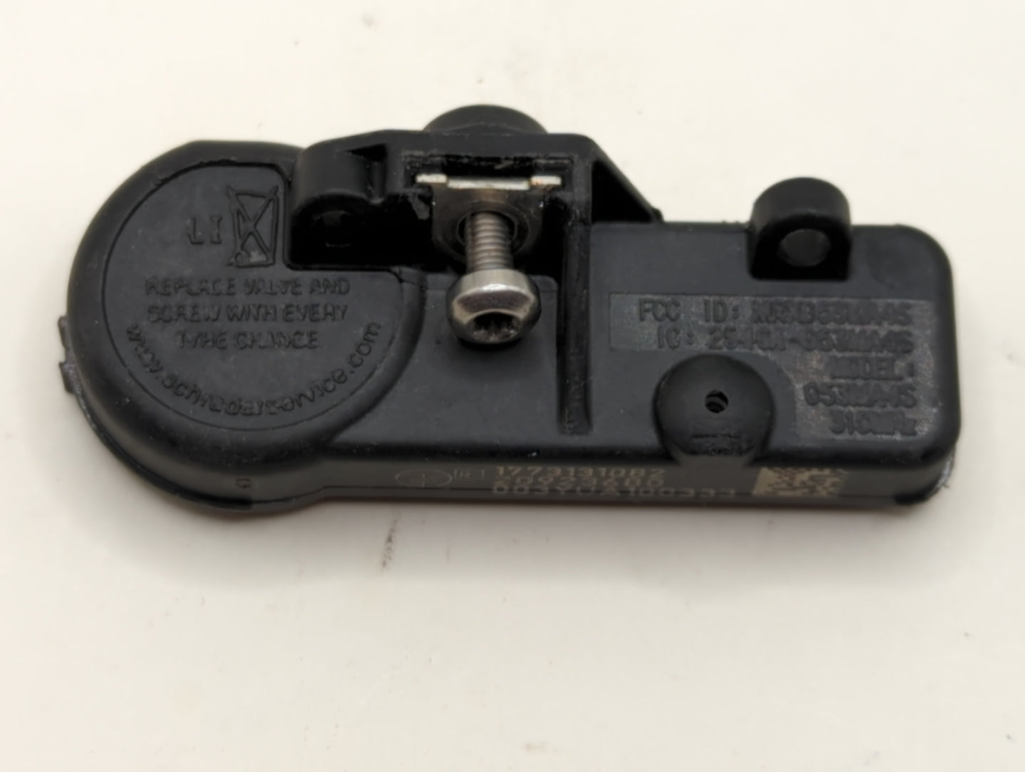 2011 Chevrolet Traverse Tire Pressure Monitoring System Sensor Tpms - Oemusedautoparts1.com