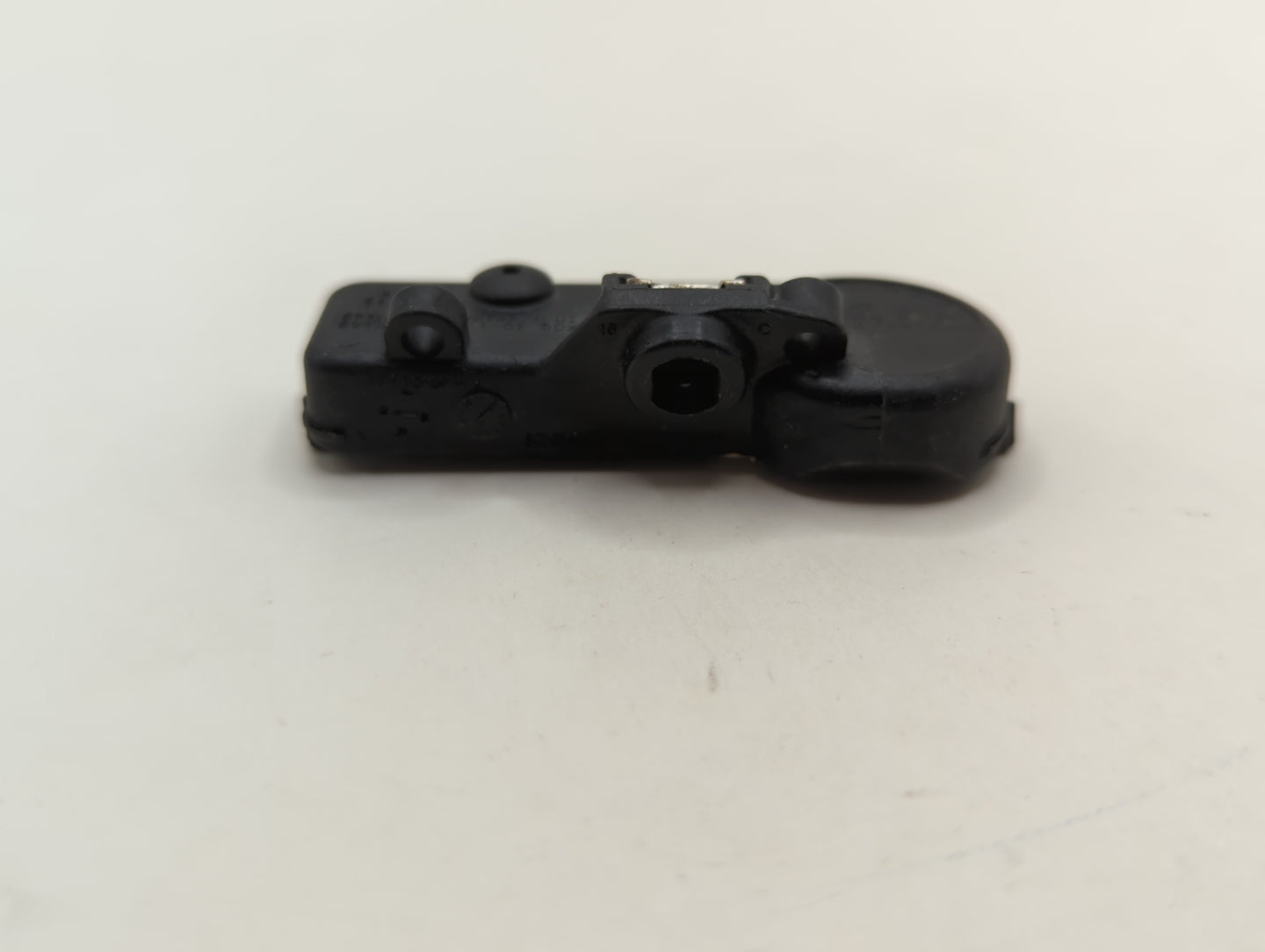 2011 Chevrolet Traverse Tire Pressure Monitoring System Sensor Tpms - Oemusedautoparts1.com