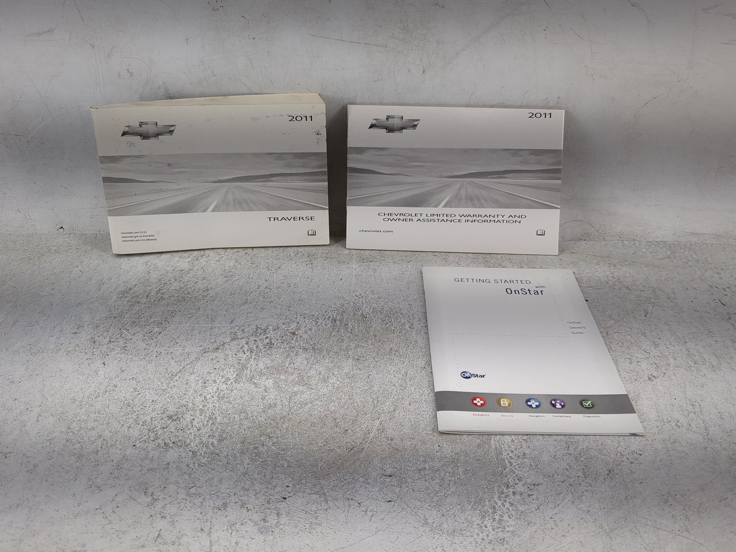 2011 Chevrolet Traverse Owners Manual Book Guide P/N:20759682 25953314 OEM Used Auto Parts - Oemusedautoparts1.com