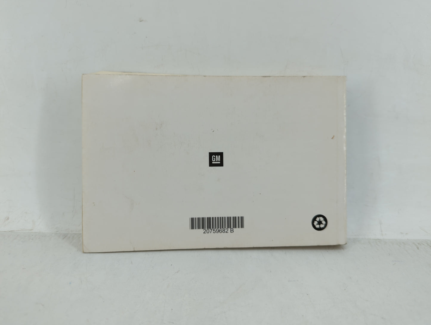 2011 Chevrolet Traverse Owners Manual Book Guide OEM Used Auto Parts - Oemusedautoparts1.com