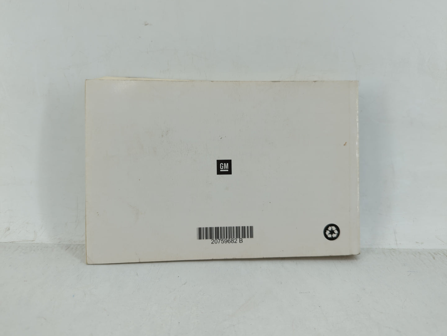 2011 Chevrolet Traverse Owners Manual Book Guide OEM Used Auto Parts - Oemusedautoparts1.com