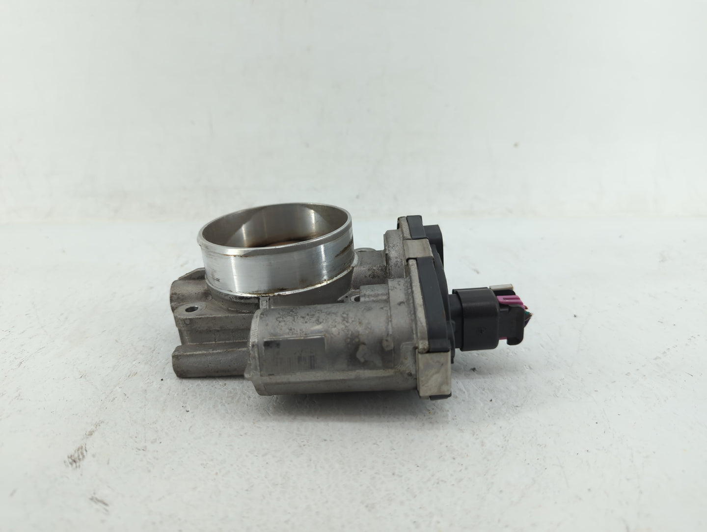 2011 Chevrolet Traverse Throttle Body P/N:591HB 995AA Fits Fits 2007 2008 2009 2010 OEM Used Auto Parts - Oemusedautoparts1.