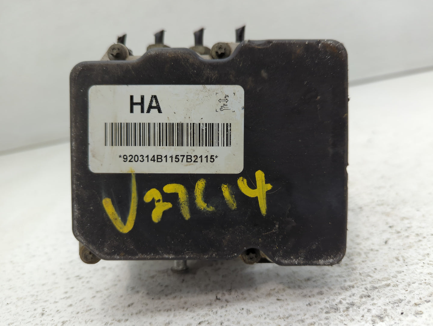 2011 Chevrolet Traverse ABS Pump Control Module Replacement Fits OEM Used Auto Parts - Oemusedautoparts1.com