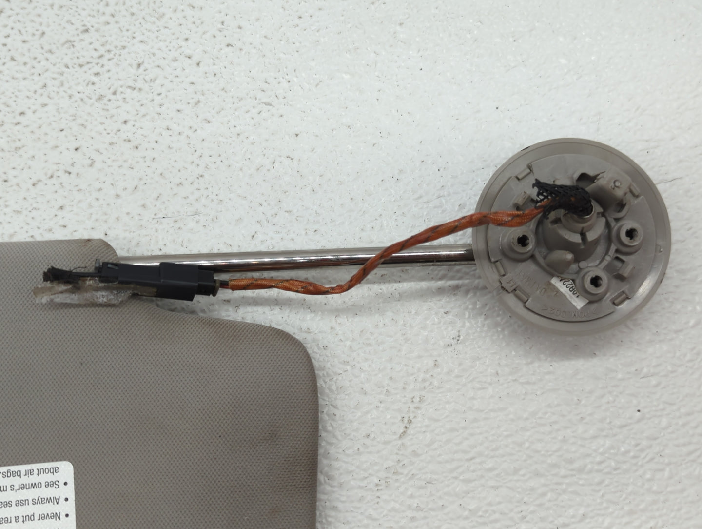 2011 Chevrolet Traverse Sun Visor Shade Replacement Driver Left Mirror Fits OEM Used Auto Parts - Oemusedautoparts1.com