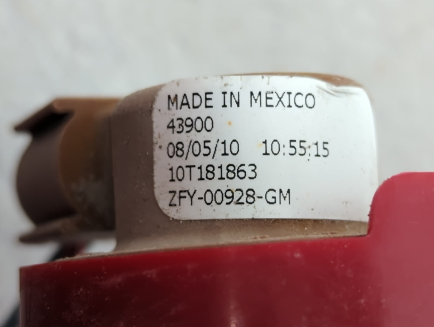 2011 Chevrolet Traverse Tail Light Assembly Driver Left OEM P/N:ZFY-00928-GM Fits OEM Used Auto Parts - Oemusedautoparts1.co