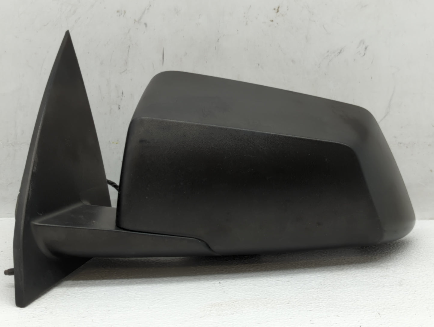 2015-2017 Chevrolet Traverse Driver Side View Mirror - Left Door Mirror OEM Used - Oemusedautoparts1.com