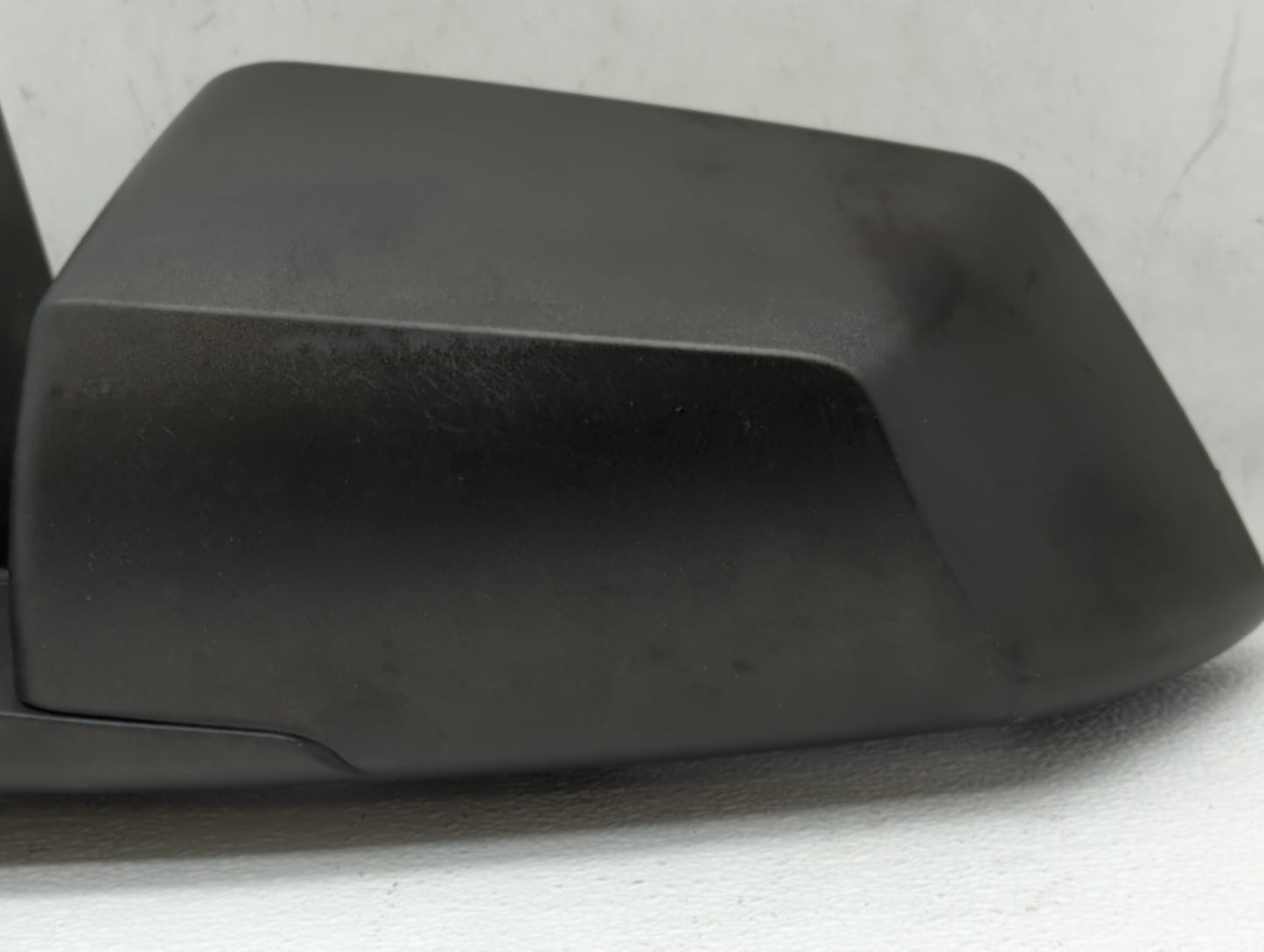 2015-2017 Chevrolet Traverse Driver Side View Mirror - Left Door Mirror OEM Used - Oemusedautoparts1.com