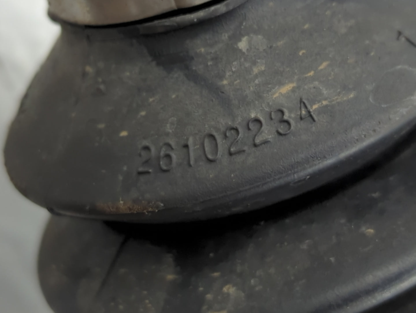 Chevrolet Traverse Axle Shaft Front Driver Cv C/v - Oemusedautoparts1.com