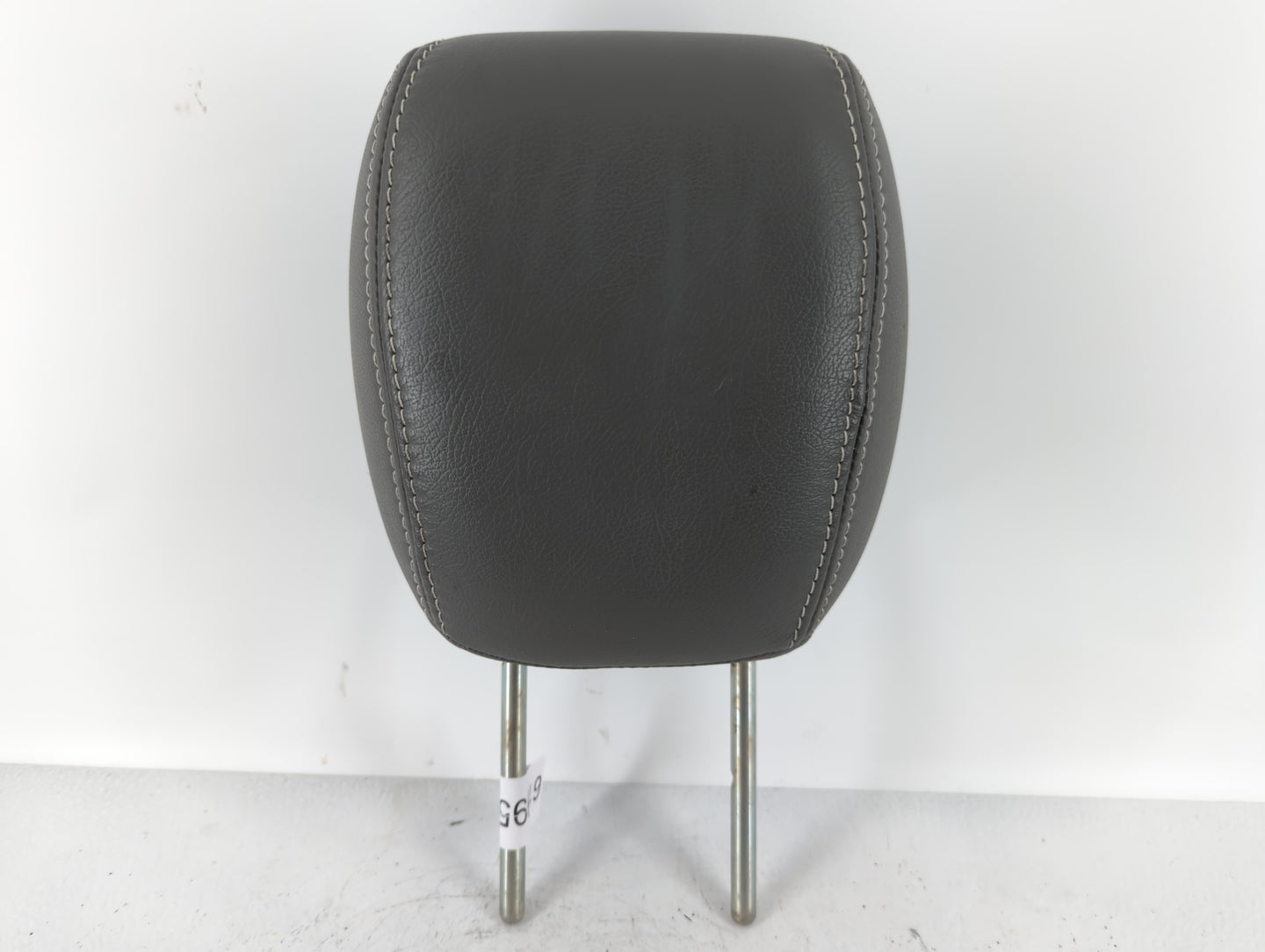 2011 Chevrolet Traverse Headrest Head Rest Front Driver Passenger Seat Fits OEM Used Auto Parts - Oemusedautoparts1.com