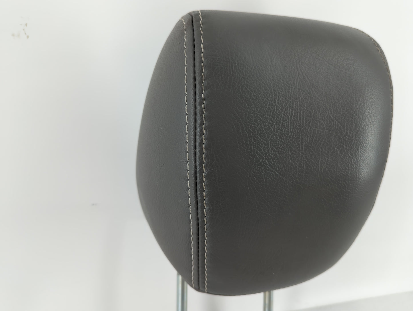 2011 Chevrolet Traverse Headrest Head Rest Front Driver Passenger Seat - Oemusedautoparts1.com