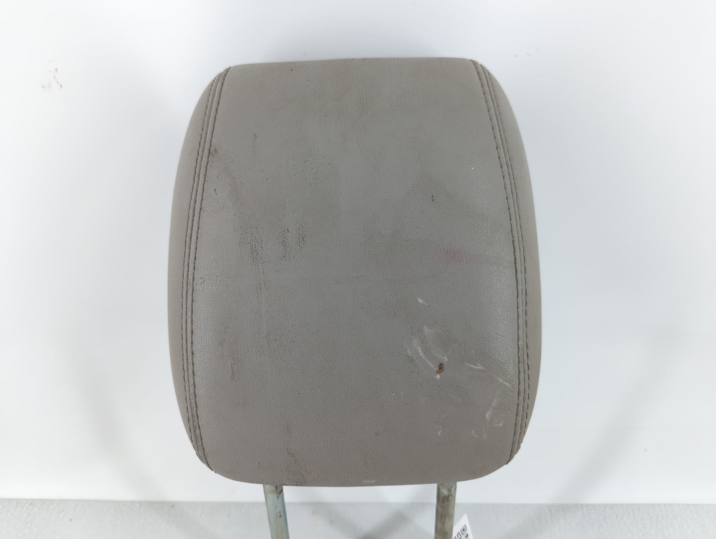2011 Chevrolet Traverse Headrest Head Rest Front Driver Passenger Seat - Oemusedautoparts1.com