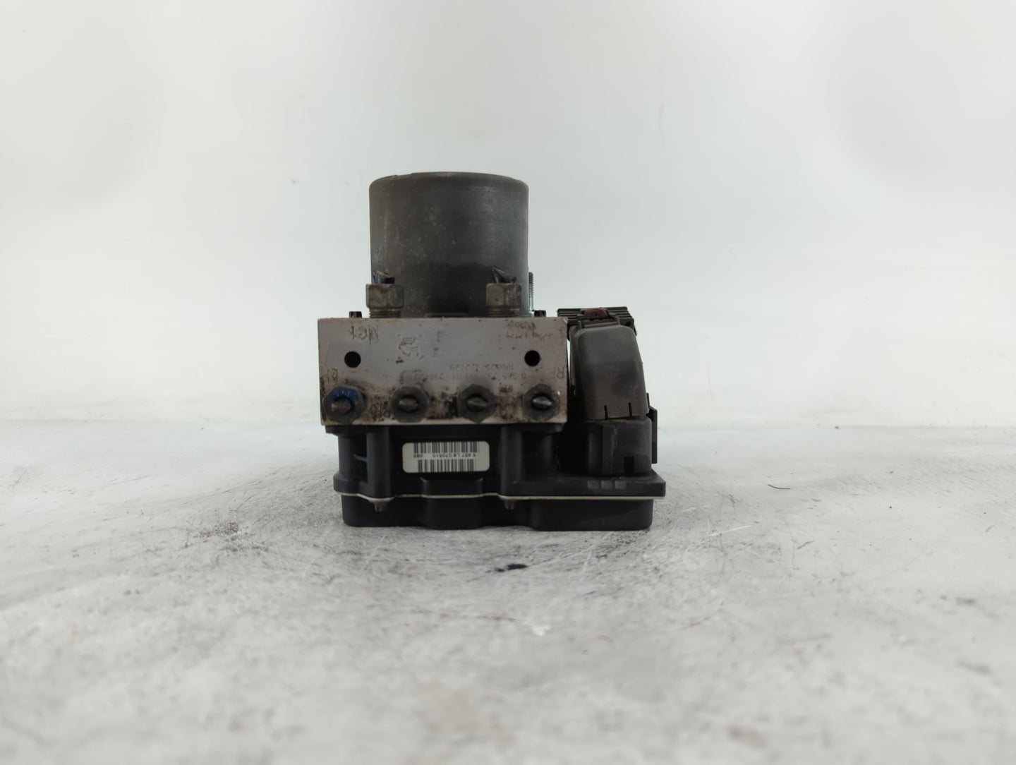 2011 Chevrolet Traverse ABS Pump Control Module Replacement P/N:25840314 0 265 230 109 01 Fits OEM Used Auto Parts - Oemused