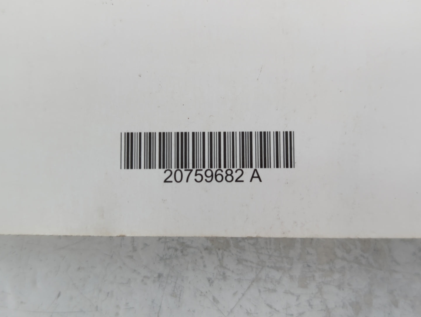 2011 Chevrolet Traverse Owners Manual Book Guide P/N:20759682 A OEM Used Auto Parts - Oemusedautoparts1.com
