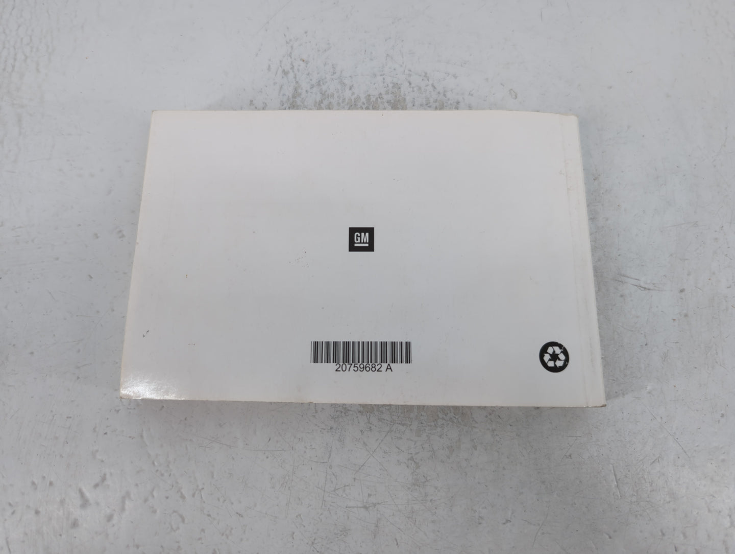 2011 Chevrolet Traverse Owners Manual Book Guide P/N:20759682 A OEM Used Auto Parts - Oemusedautoparts1.com