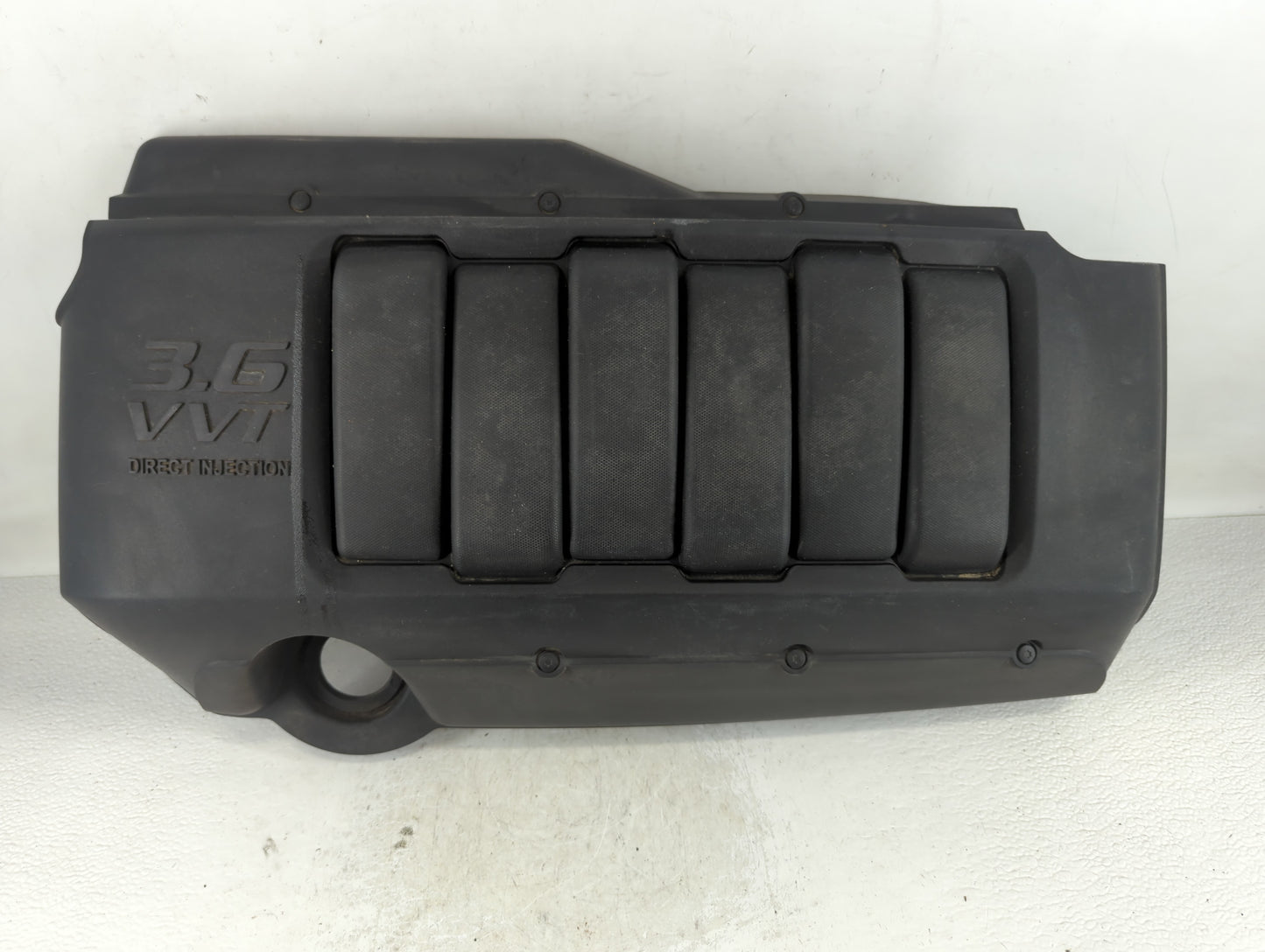 2011 Chevrolet Traverse Engine Cover - Oemusedautoparts1.com