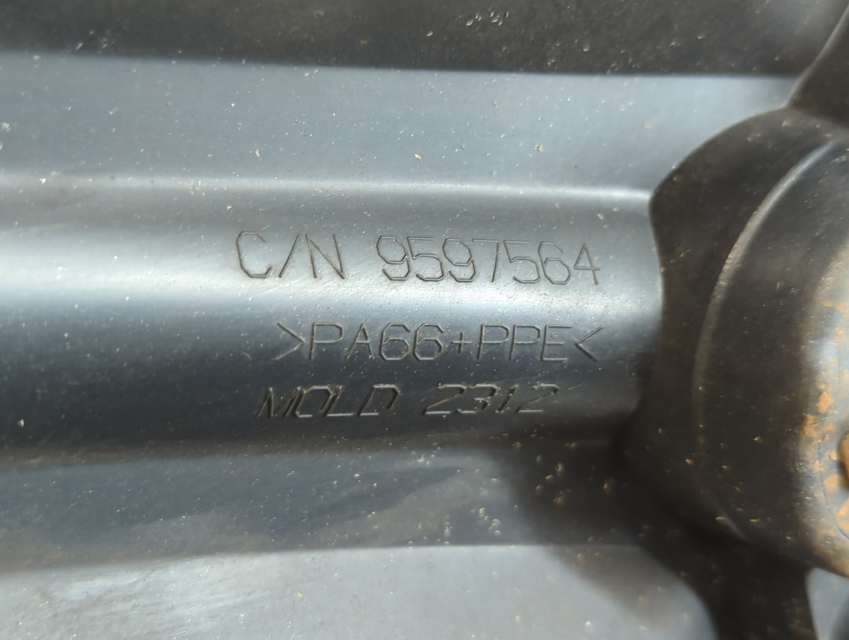 2011 Chevrolet Traverse Rim Wheel Center Cap - Oemusedautoparts1.com