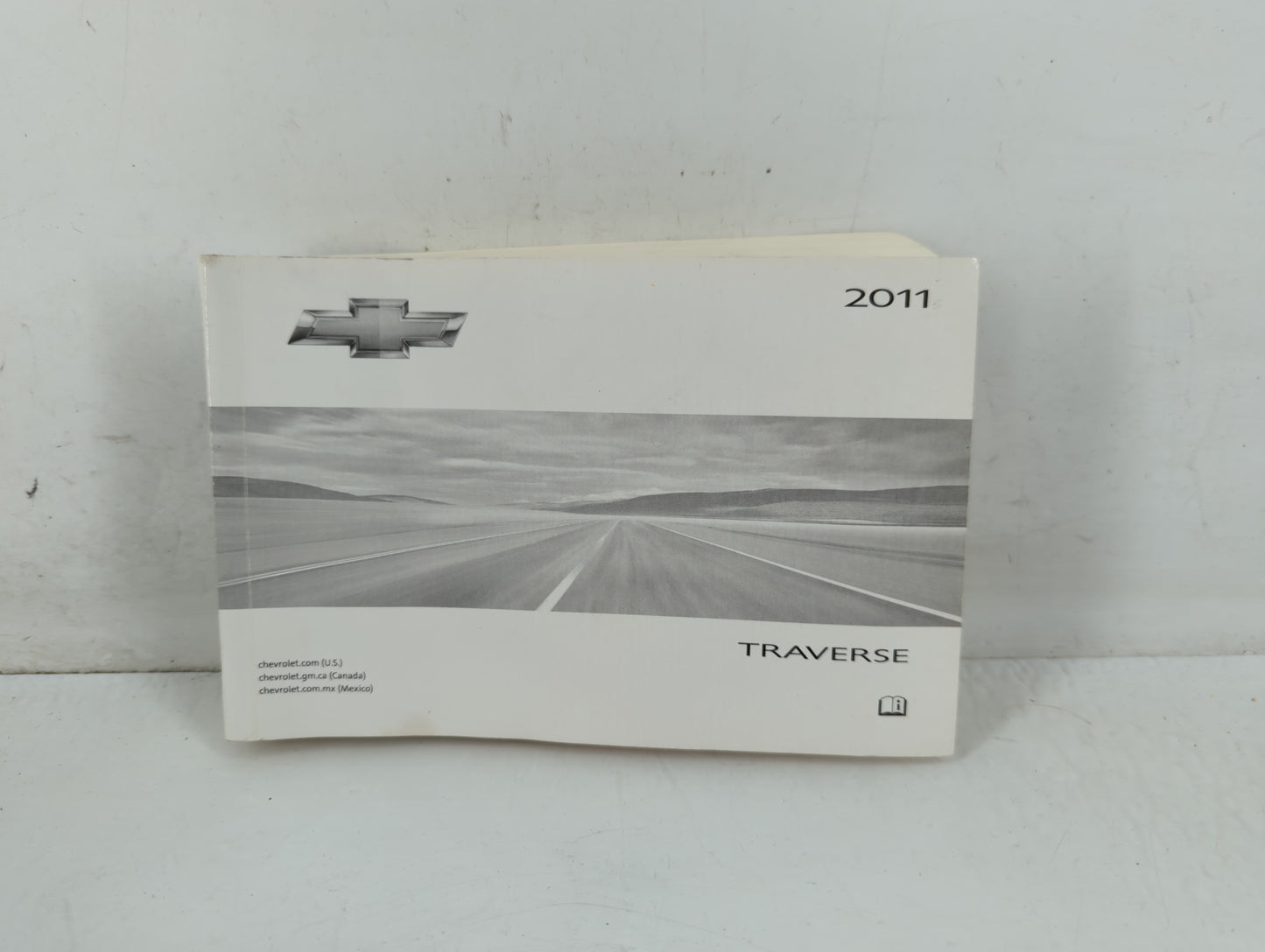2011 Chevrolet Traverse Owners Manual Book Guide P/N:20759682 A OEM Used Auto Parts - Oemusedautoparts1.com