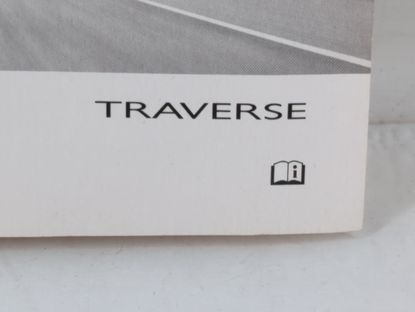 2011 Chevrolet Traverse Owners Manual Book Guide P/N:20759682 A OEM Used Auto Parts - Oemusedautoparts1.com