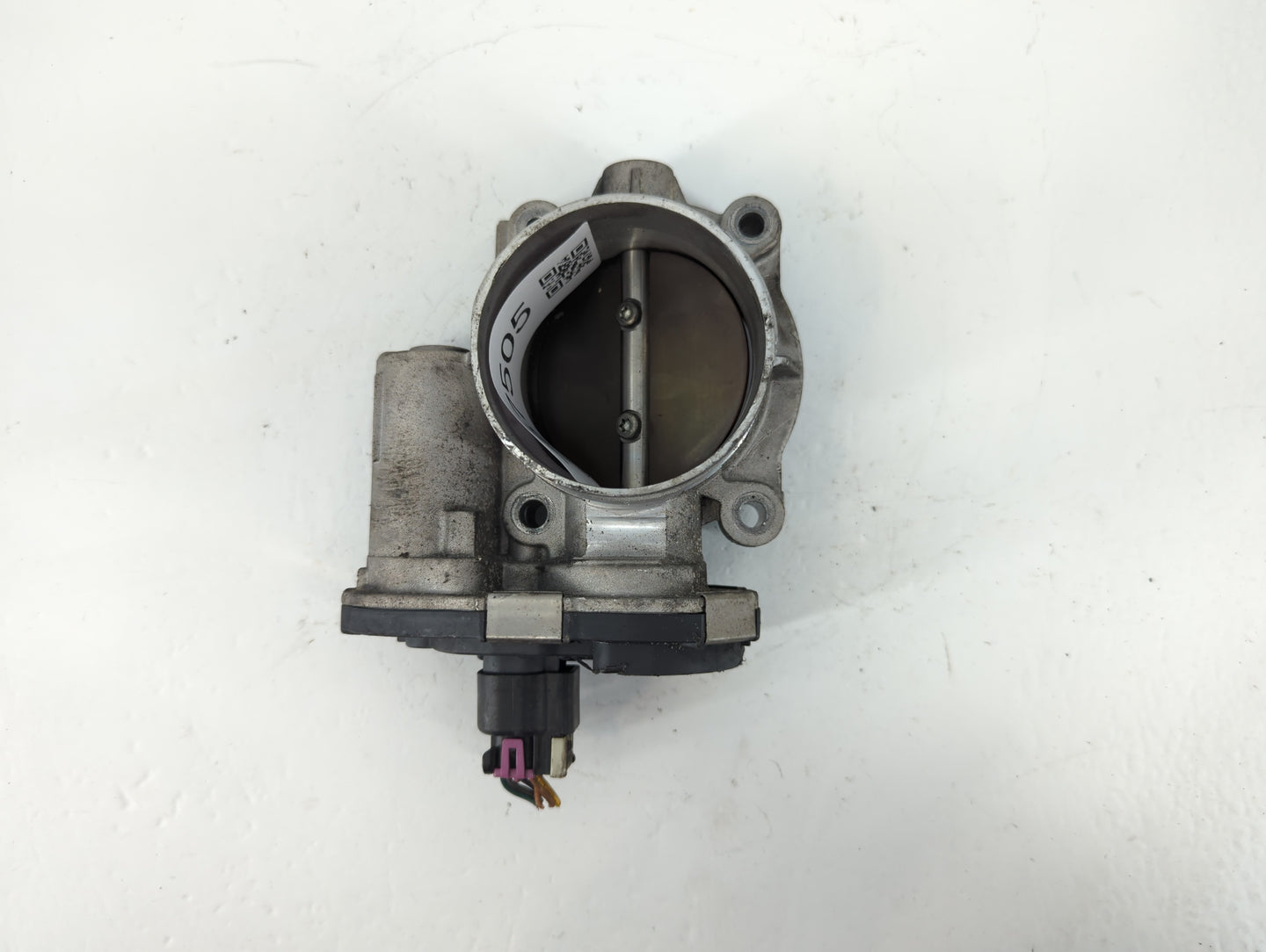 2011 Chevrolet Traverse Throttle Body P/N:AA7100 Fits Fits 2007 2008 2009 2010 OEM Used Auto Parts - Oemusedautoparts1.com